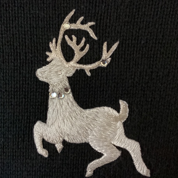 Tia Christmas Cardigan - Picture 7 of 7